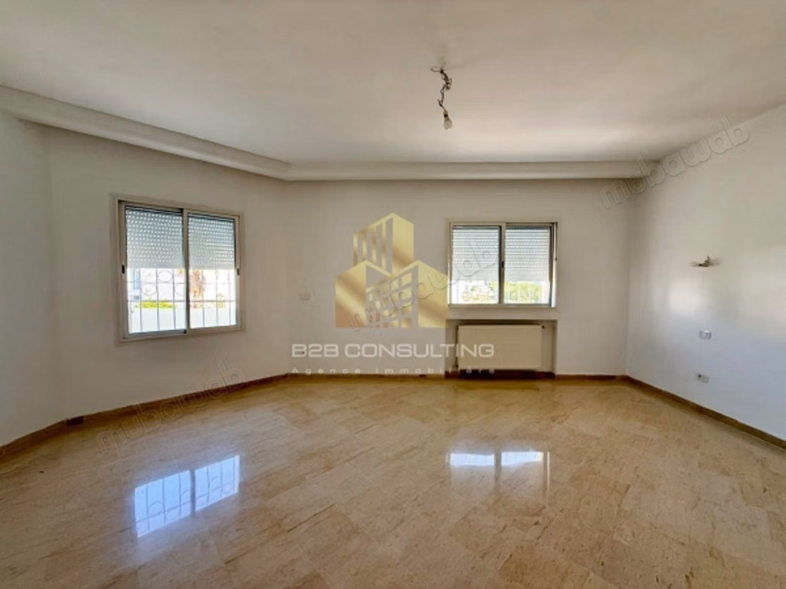 In affitto una villa S6 con piscina a Gammarth Turistico