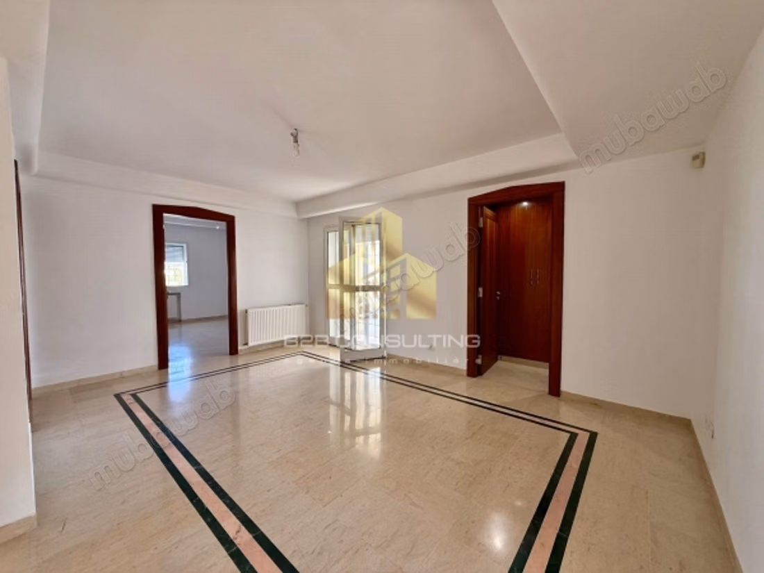 In affitto una villa S6 con piscina a Gammarth Turistico