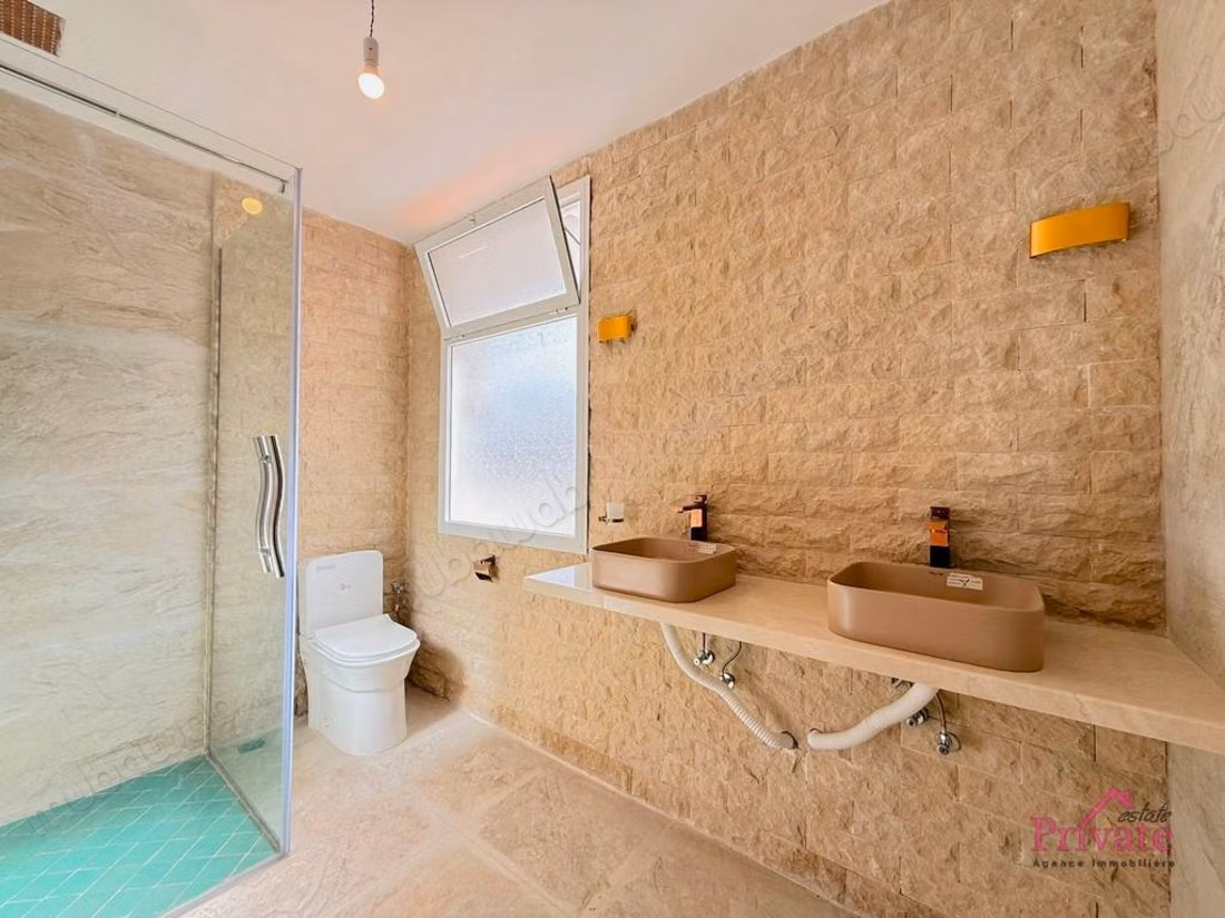 Location duplex 270 m² quartier administratif TANGER