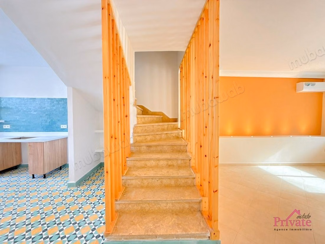 Location duplex 270 m² quartier administratif TANGER