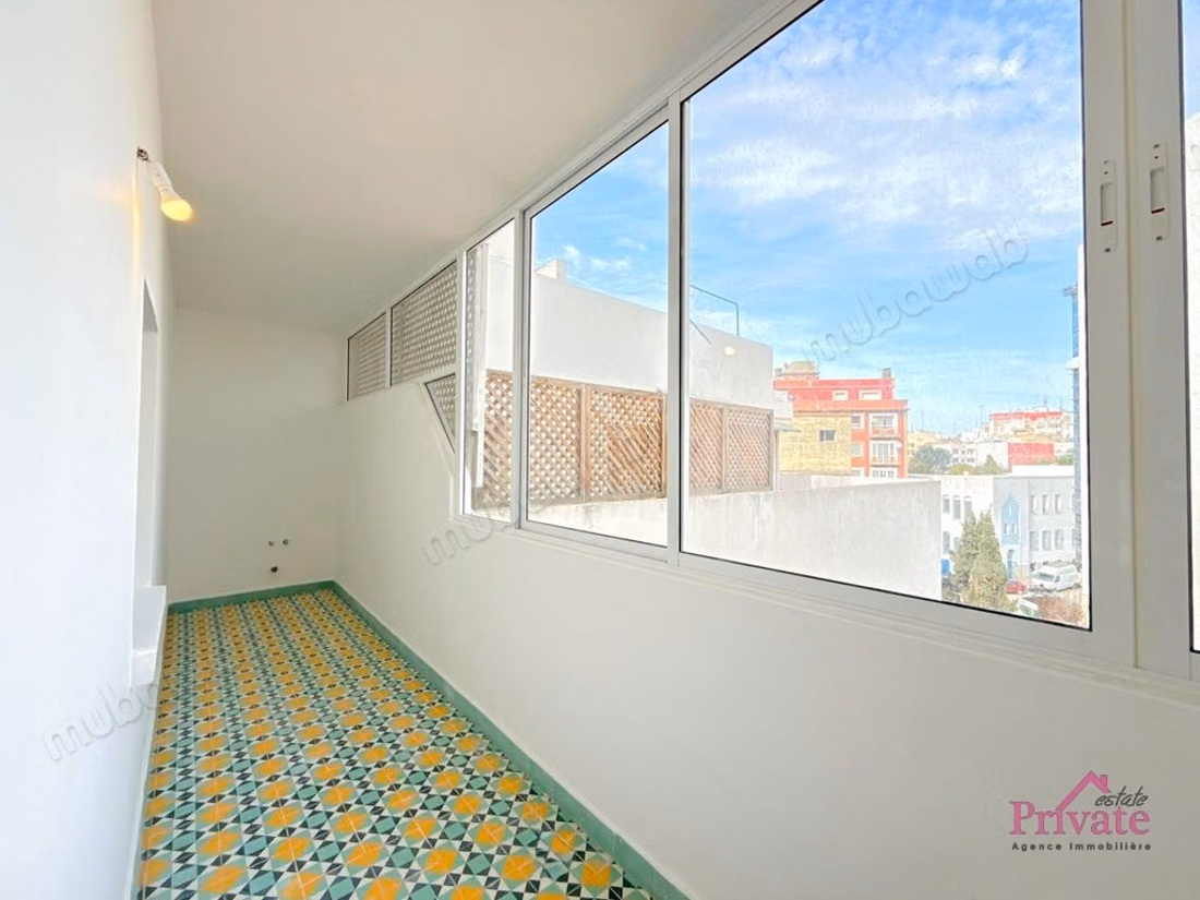 Location duplex 270 m² quartier administratif TANGER