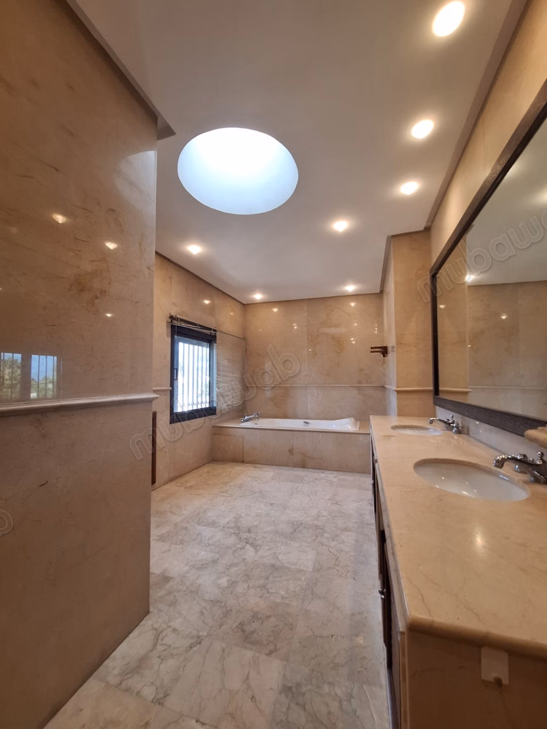 Exceptionnelle Villa de Prestige à la Location – Val d'Anfa, Casablanca