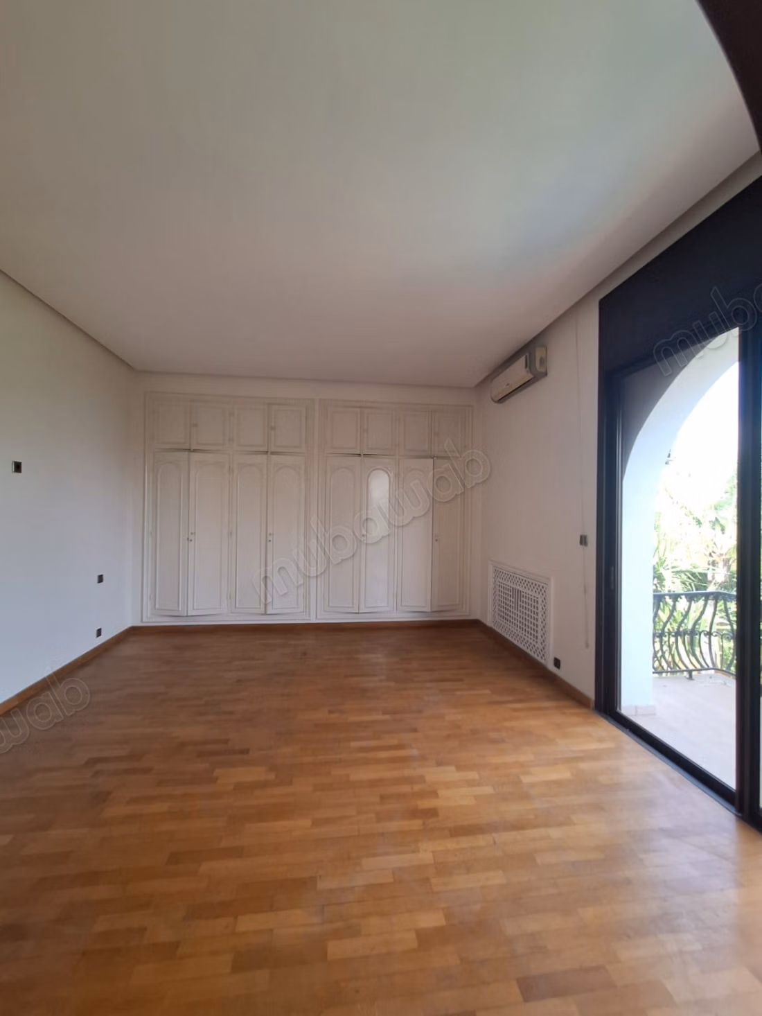 Exceptionnelle Villa de Prestige à la Location – Val d'Anfa, Casablanca