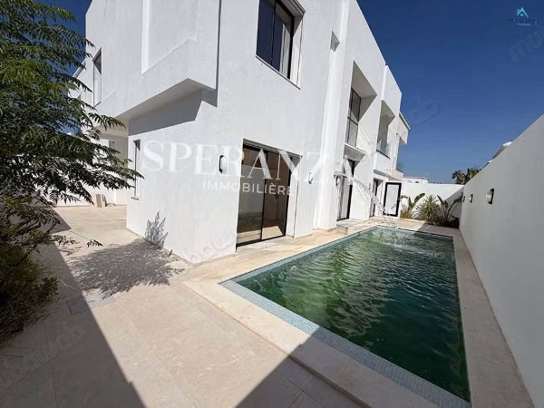 Vendita villa Lylou S4