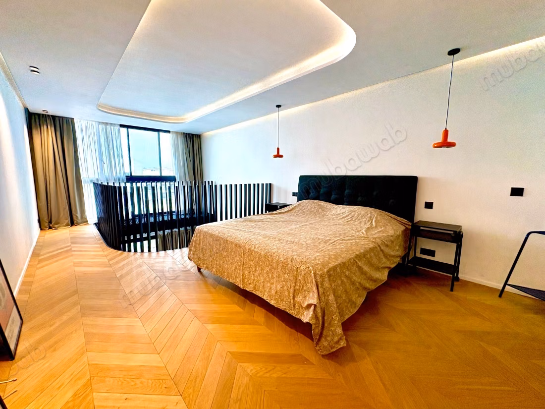 À LOUER – Superbe Duplex Meublé avec garage