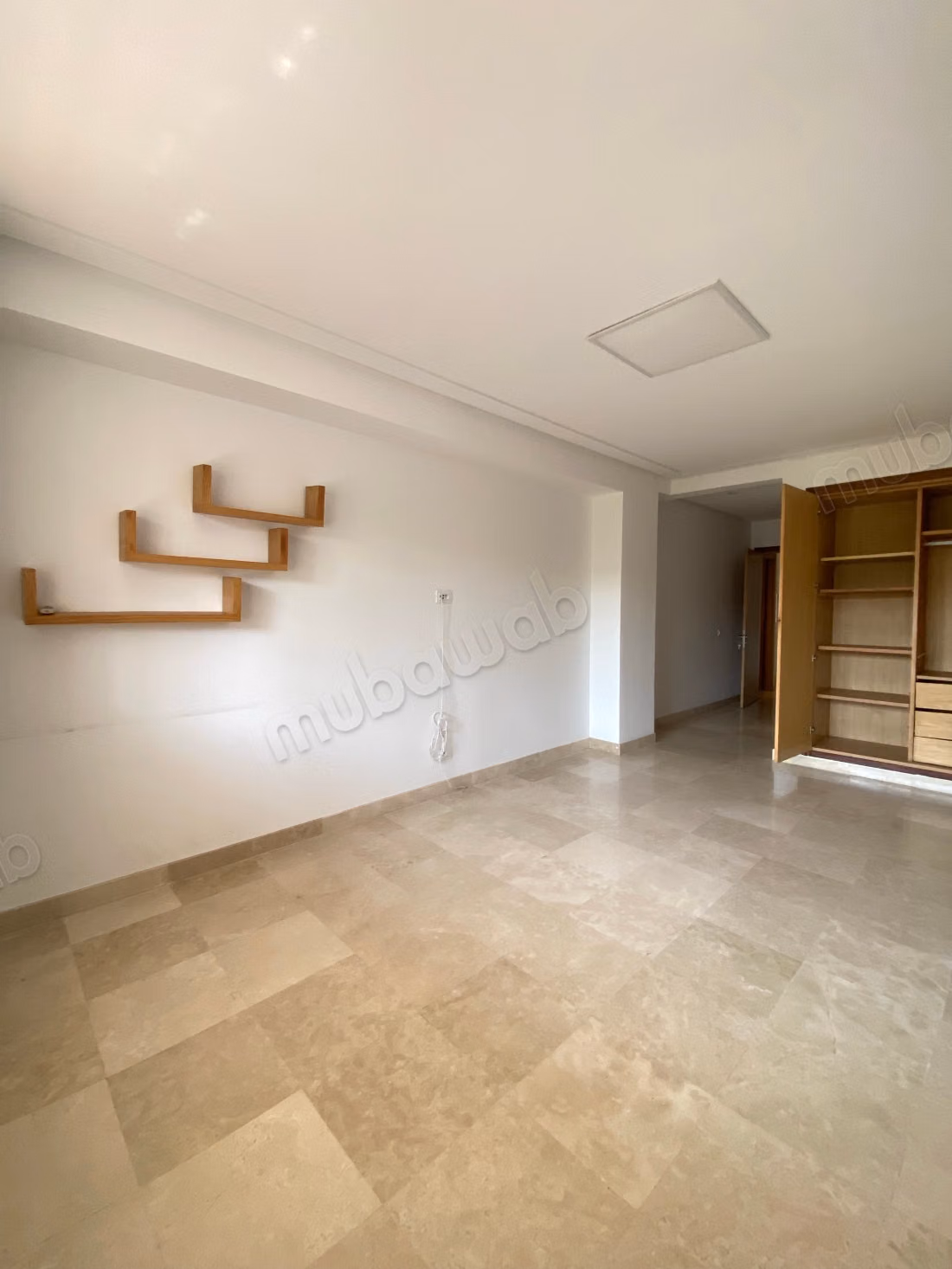 Superbo appartamento al piano terra in affitto – Hay Riad