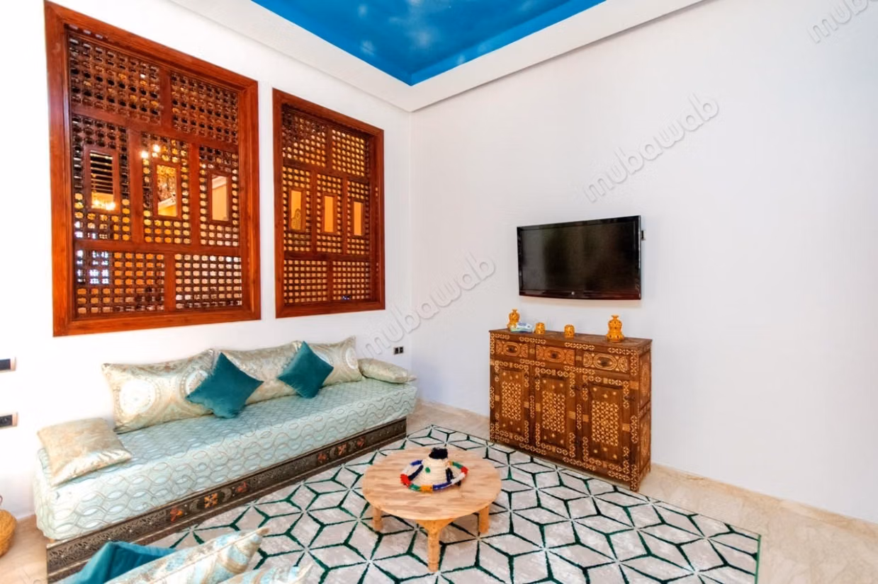 Maison individuelle de 800 m², targa à louer