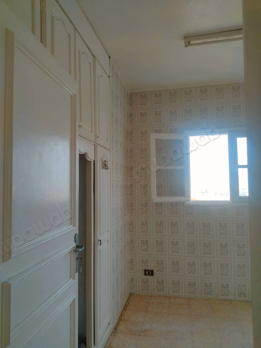 Bell'appartamento in vendita a El Ouardia. Superficie di 75 m². Sicuro 24 ore su 24