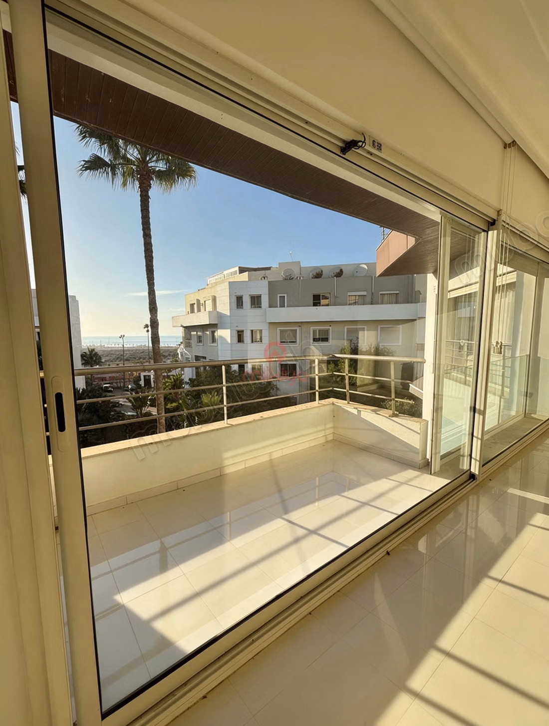 For Sale: Apartment in Aïn Diab