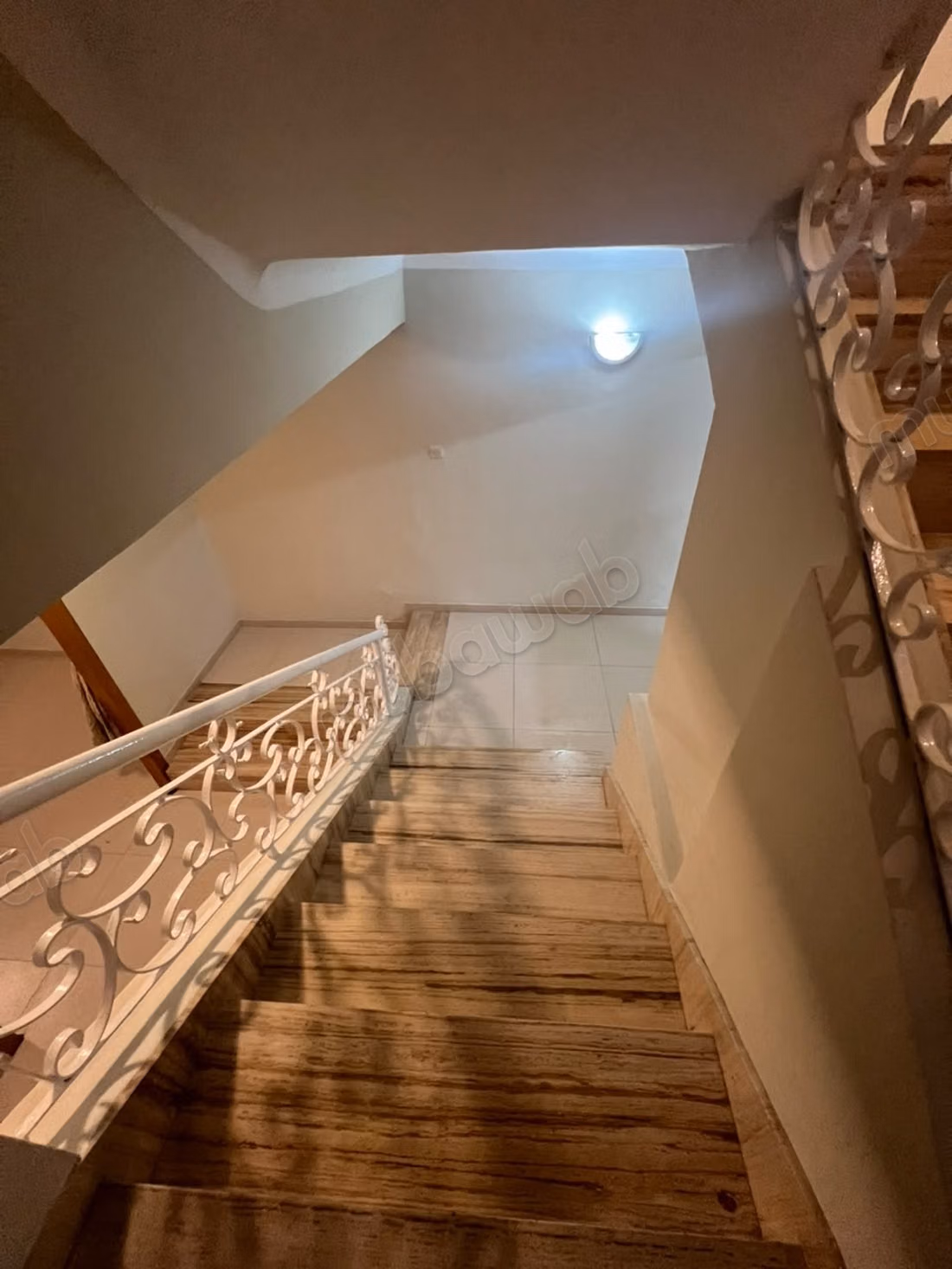 Somptueuse villa à louer en Hassan Centre Ville. Surface de 240 m². Tout confort avec cheminée et climatisation