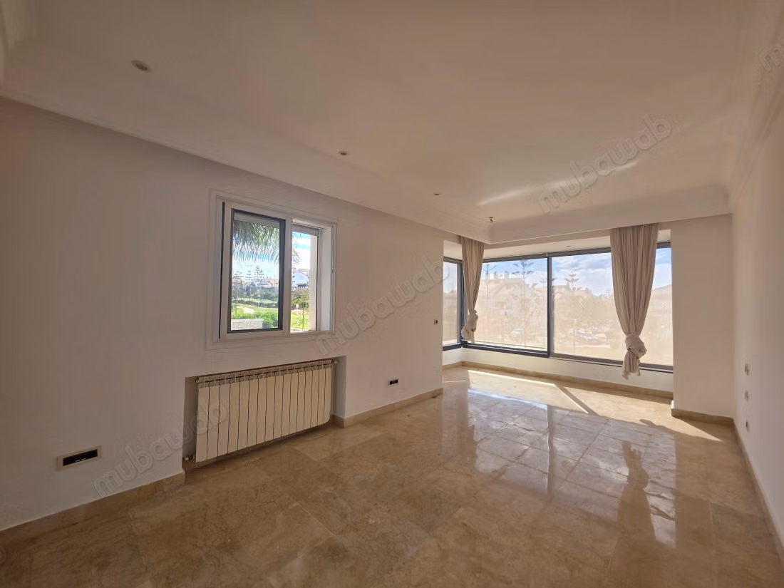 Beautiful villa with pool in closed residence Darb