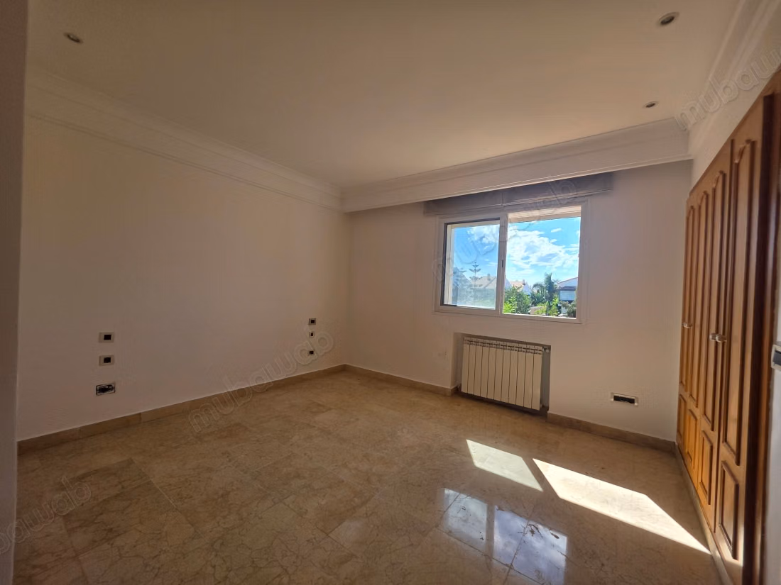 Beautiful villa with pool in closed residence Darb