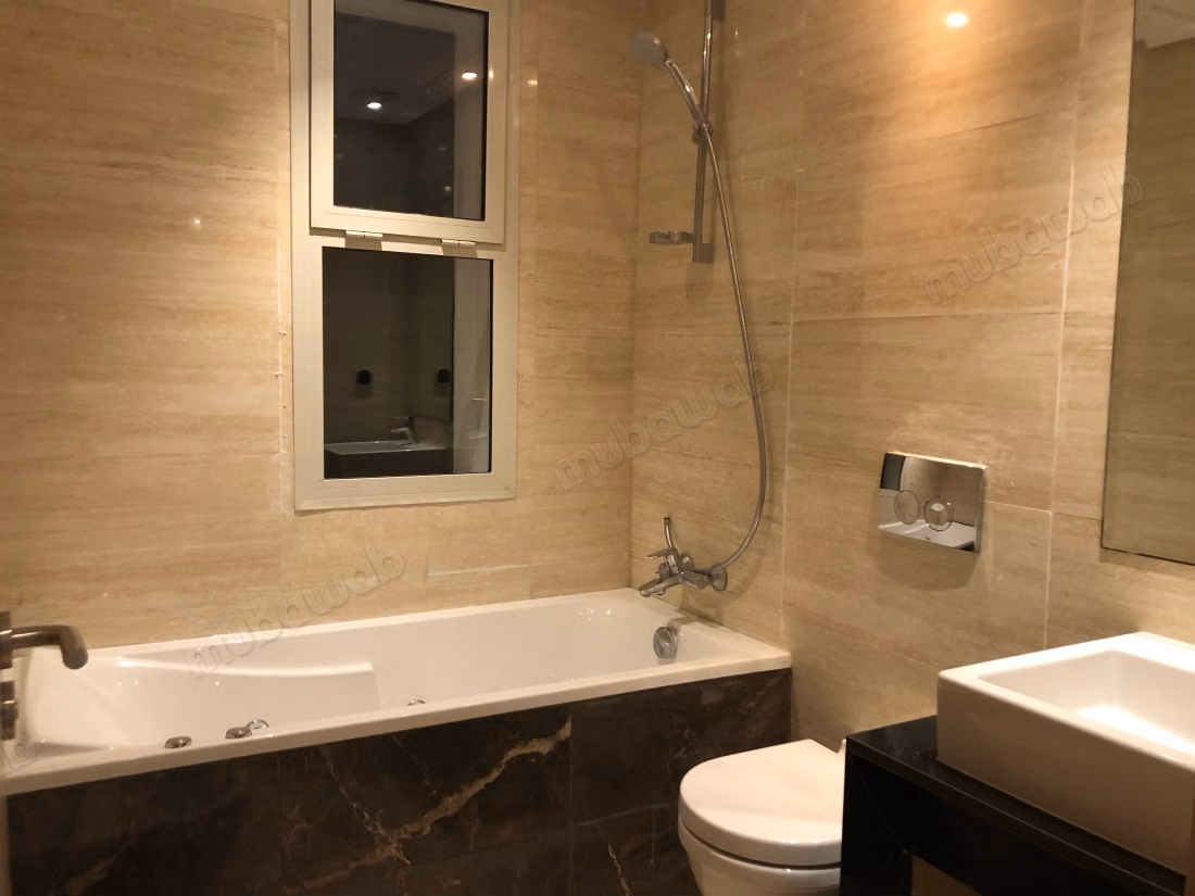 Magnifique rez de jardin plein Sud – 105 m² 
80 m² de jardin titré