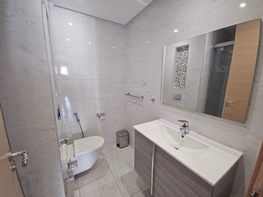Très Bel Appartement Meublé 3 Chambres à Hay Riad