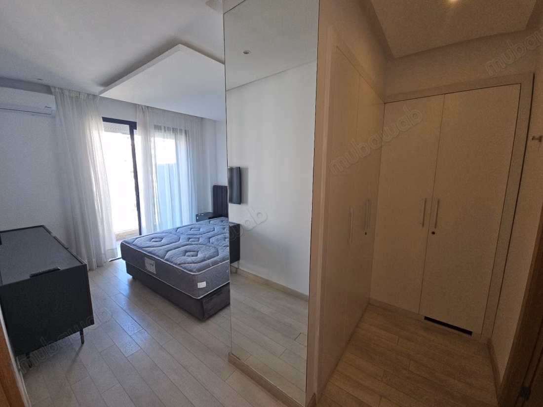 Très Bel Appartement Meublé 3 Chambres à Hay Riad