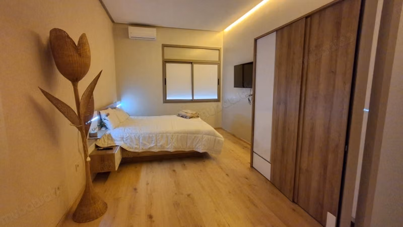 Appartamento arredato con terrazza in affitto