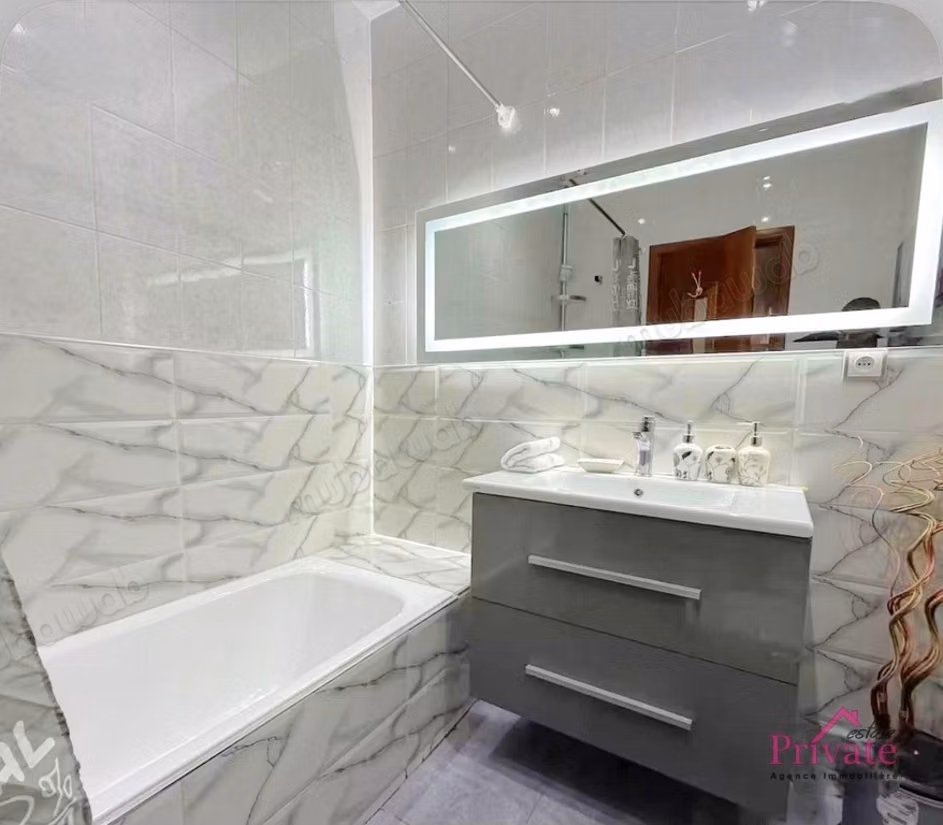Affitto Appartamento 100 m² PLAYA Tanger RIF: LA861