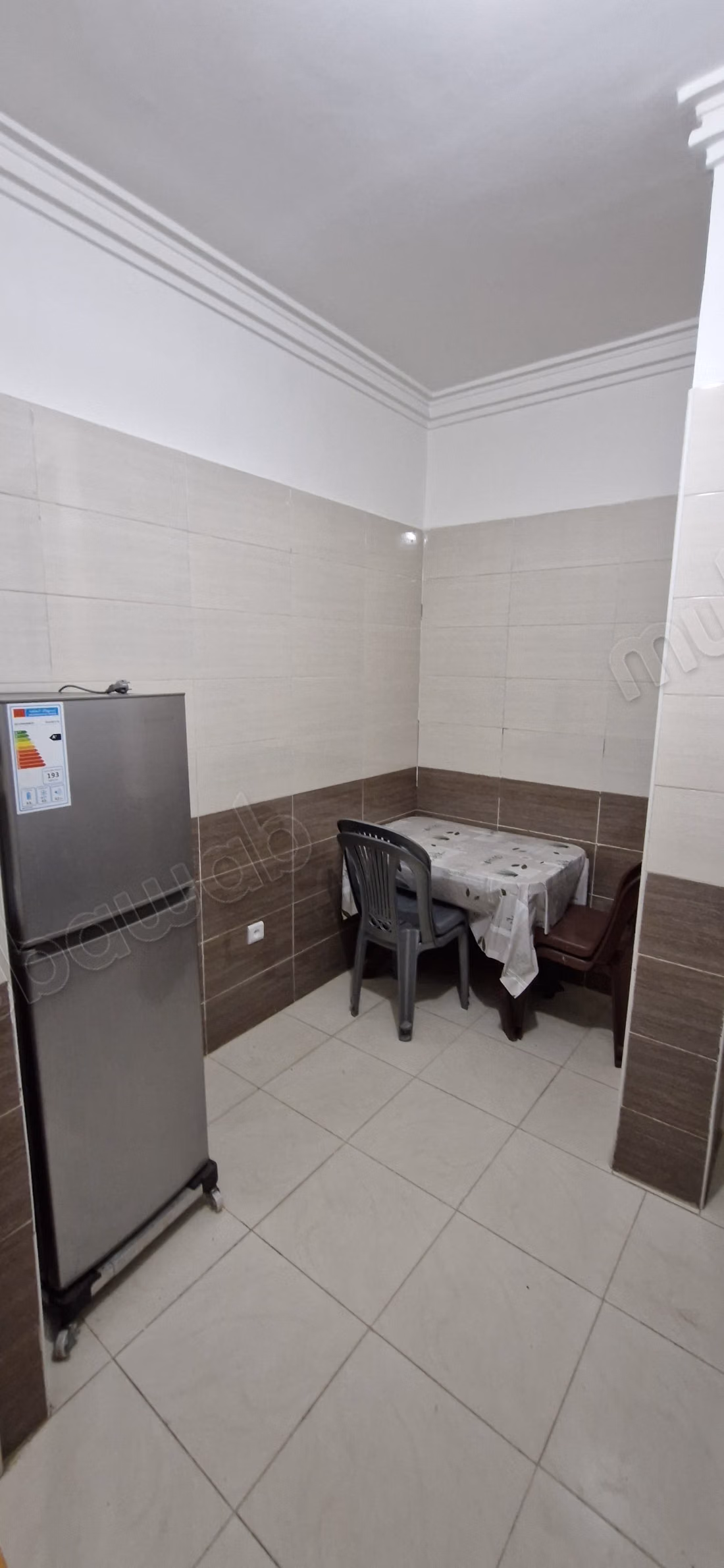 Bel Appartement Meublé À Mabrouka À Louer