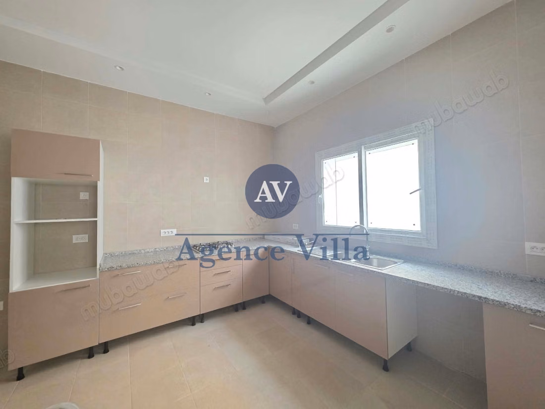 A vendre une villa neuve à Carthage