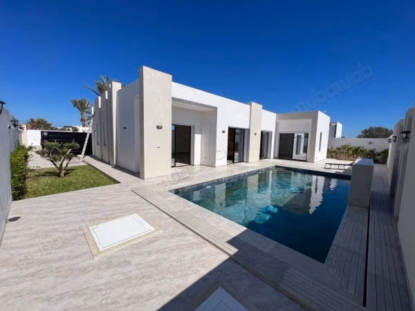 Villa avec piscine à vendre – chbabya