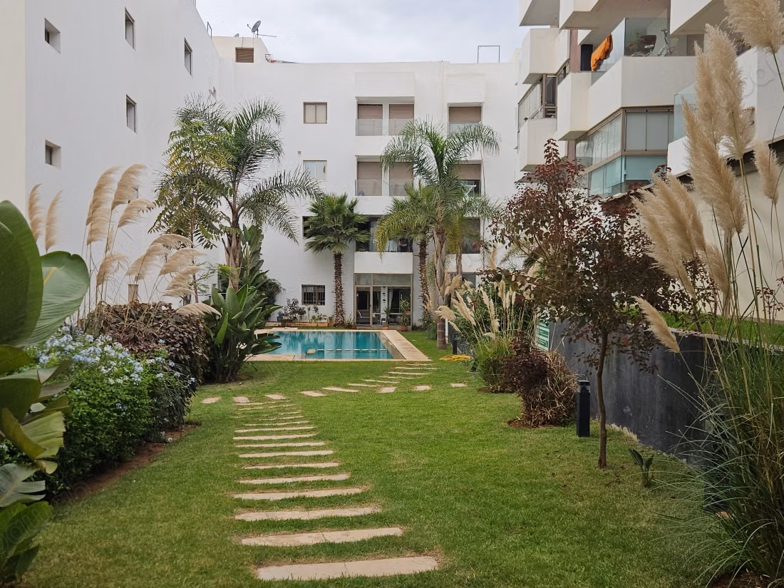 Très Bel Appartement Meublé 3 Chambres à Harhoura