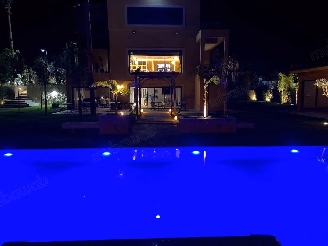 Luxe villa te koop aan de Imouzerweg. 10 kamers. Gemeubileerd