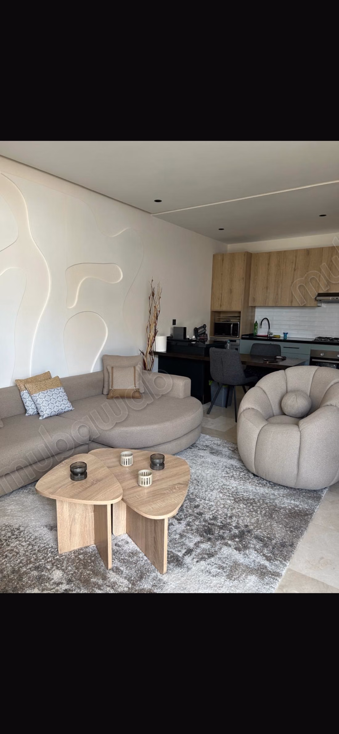 Superb studio for rent in Franceville for a long duration