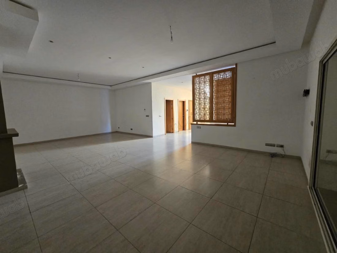Villa à louer à El Menzeh