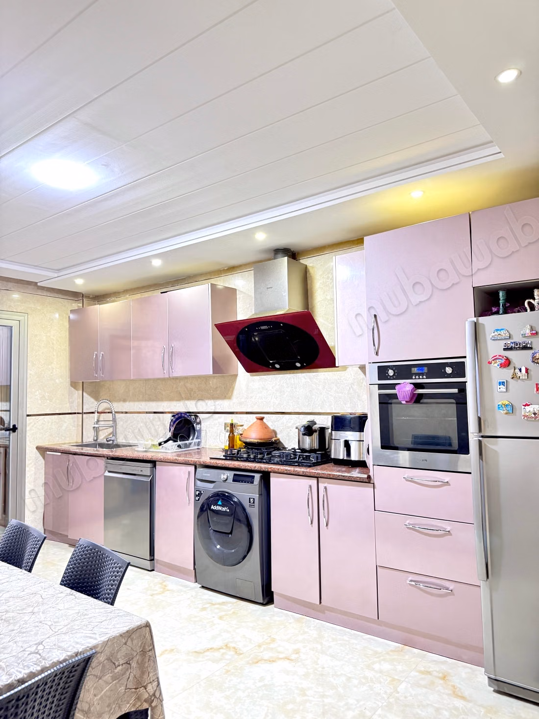 Apartment for sale in the city center 160m², on Fes Street