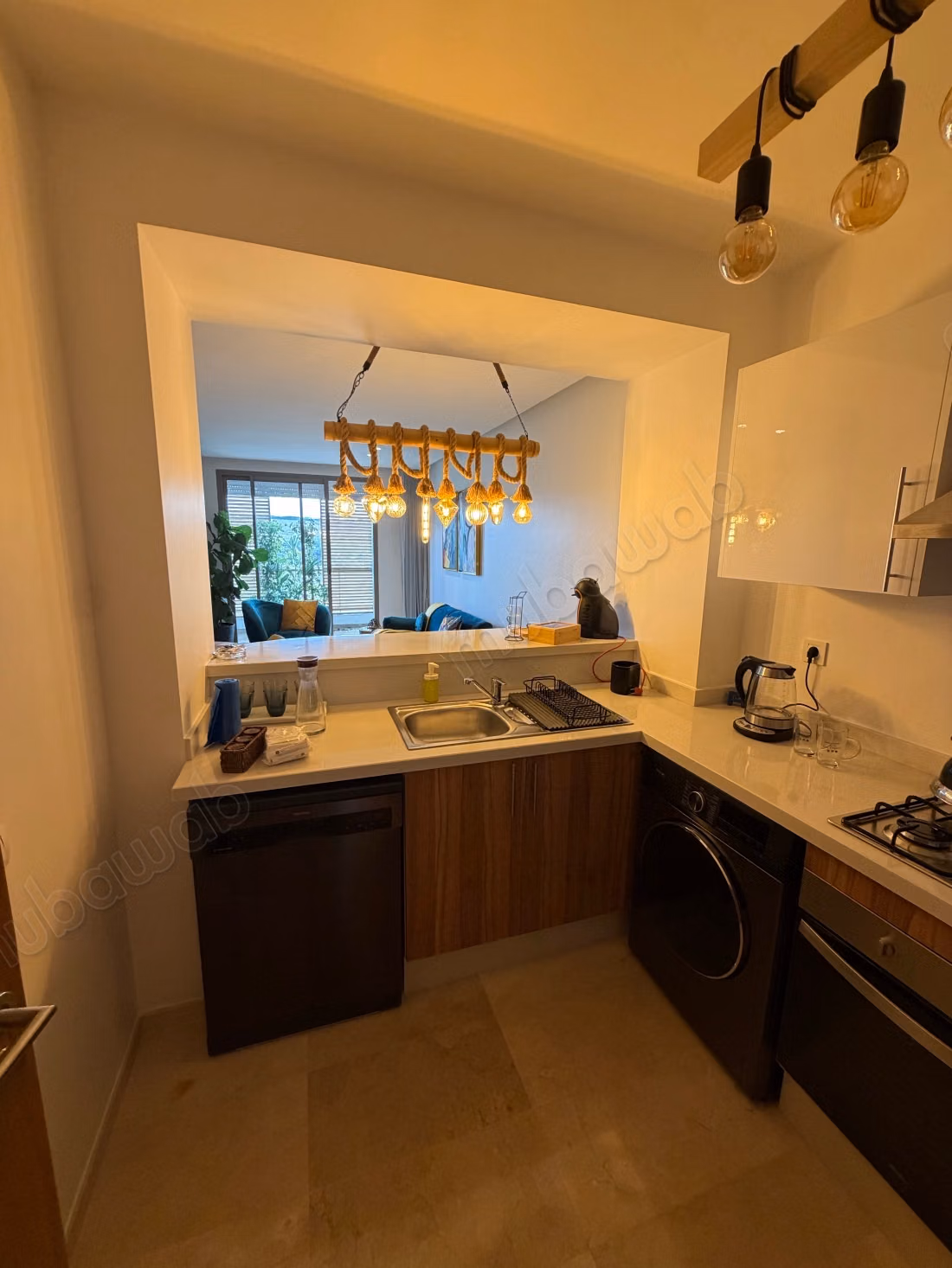 Très bel appartement en location à Le Domaine D'Anfa.
Superficie 70 m².
Meublé