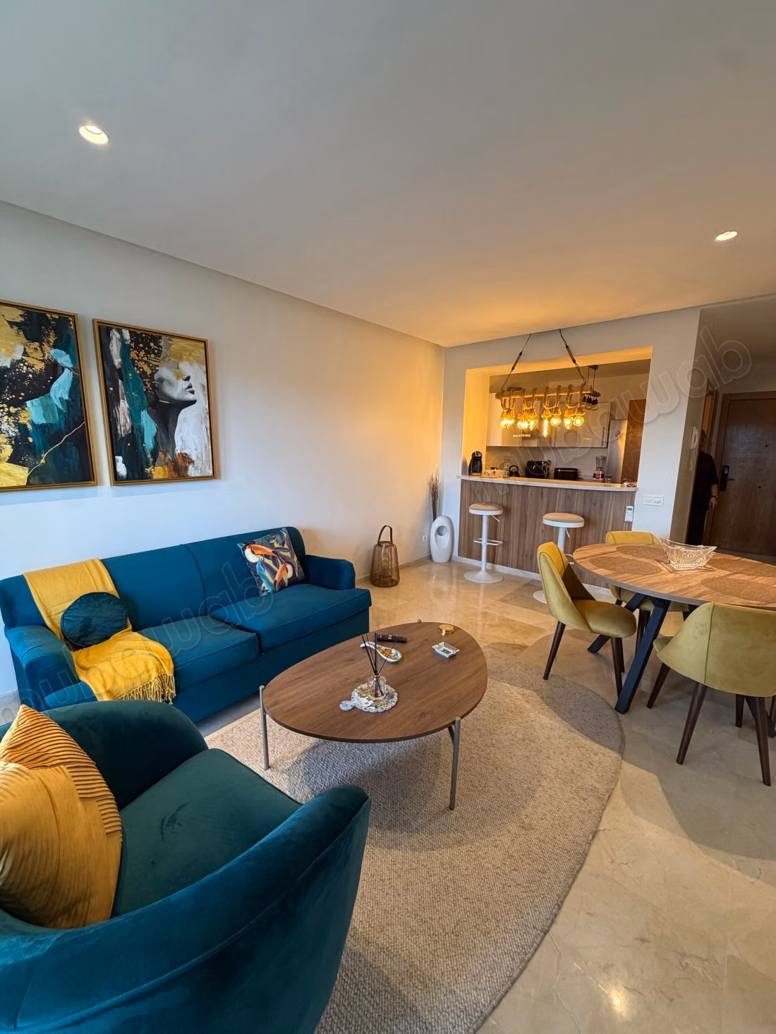 Très bel appartement en location à Le Domaine D'Anfa.
Superficie 70 m².
Meublé