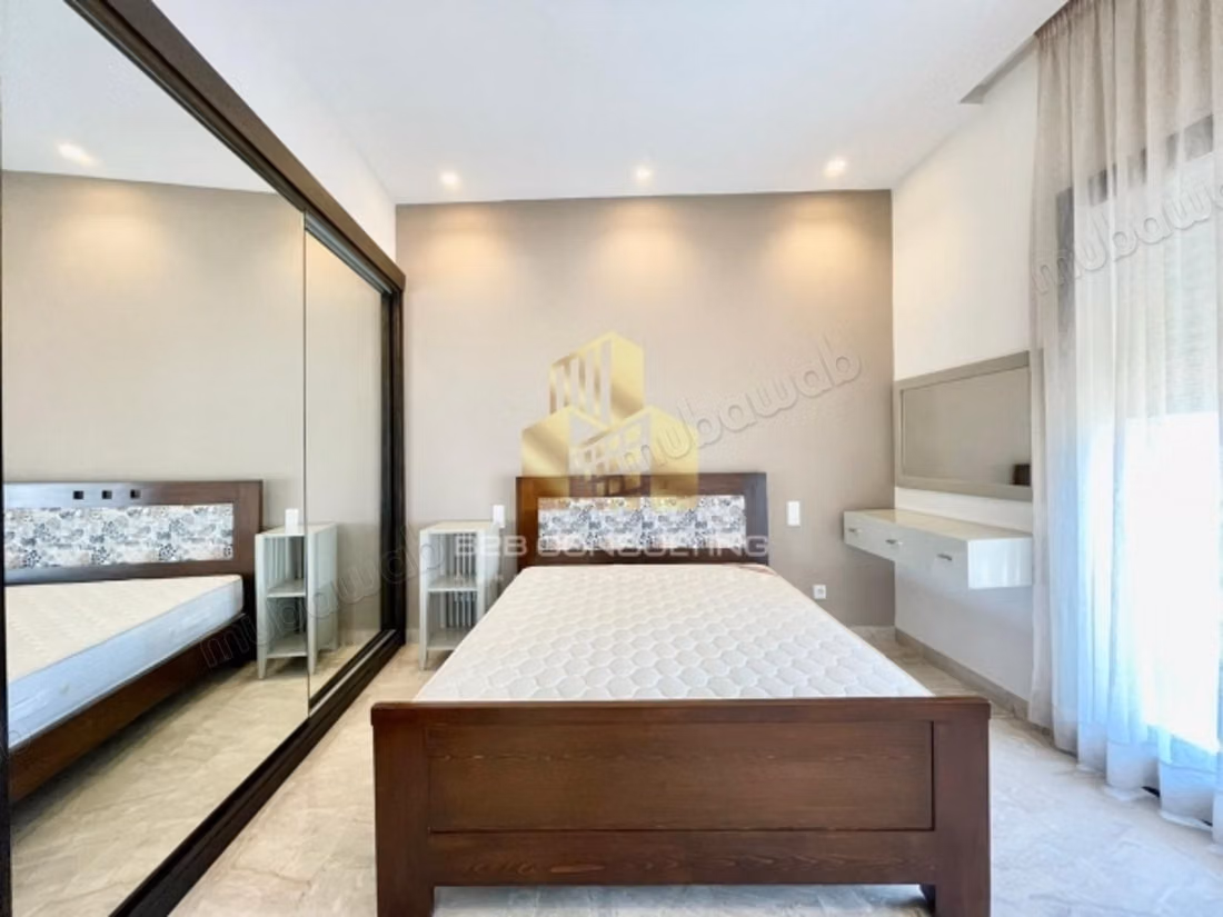 À louer un triplex S3 à gammarth