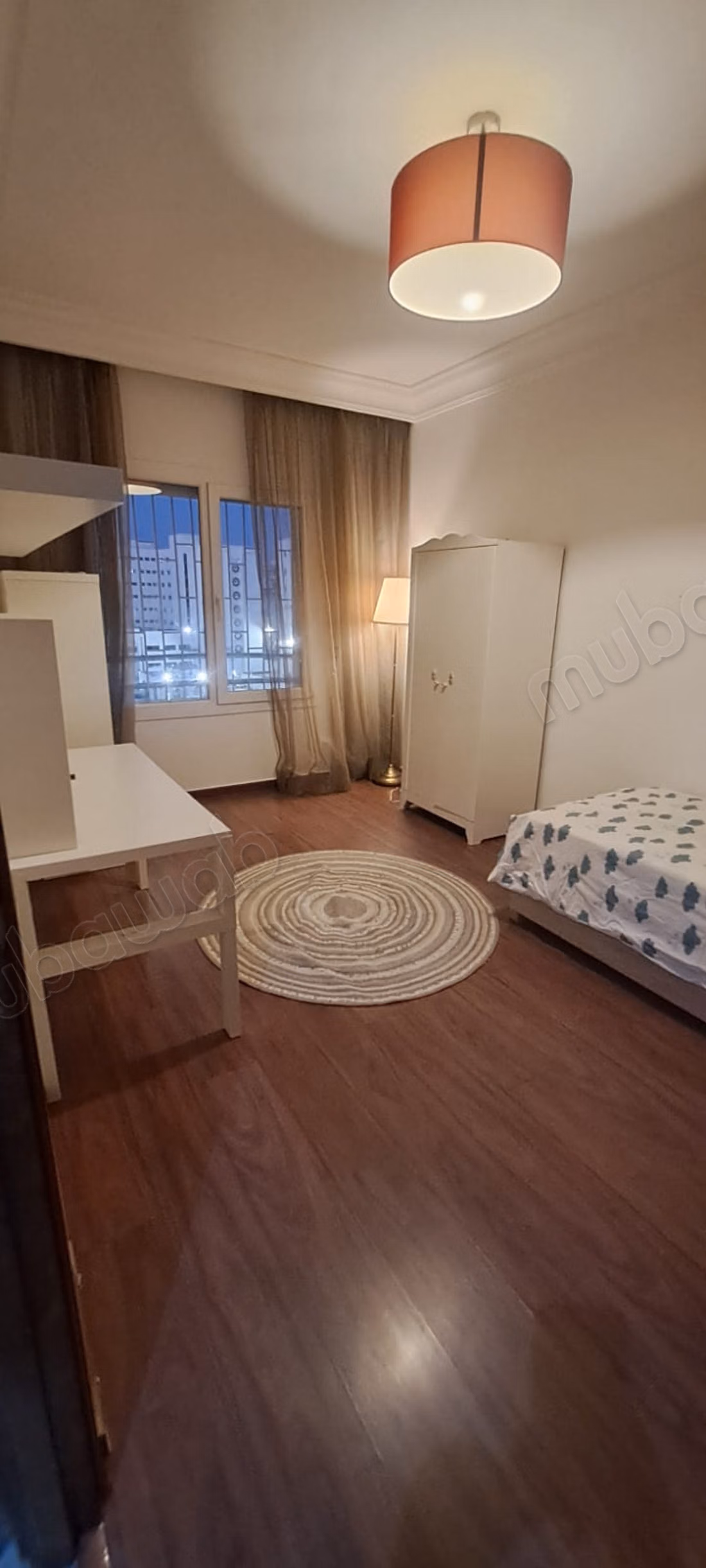 For rent furnished apartment in Palmier