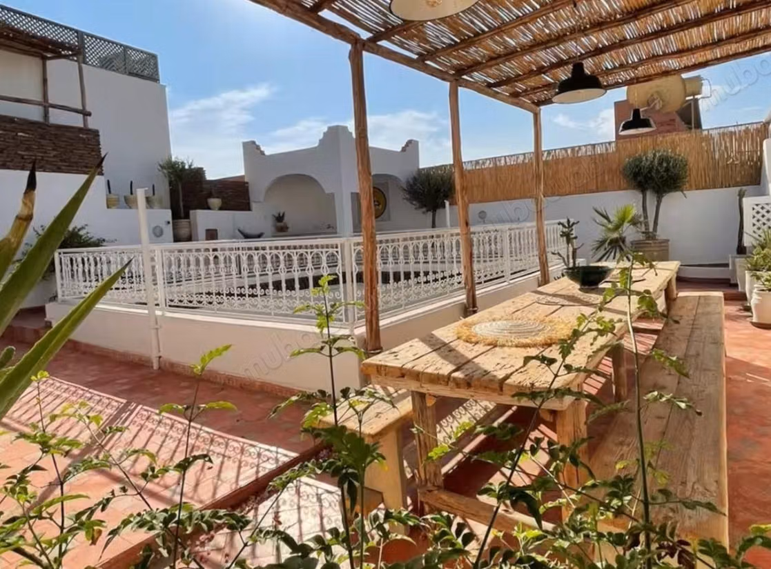 Superb Riad in Riad Laarous
