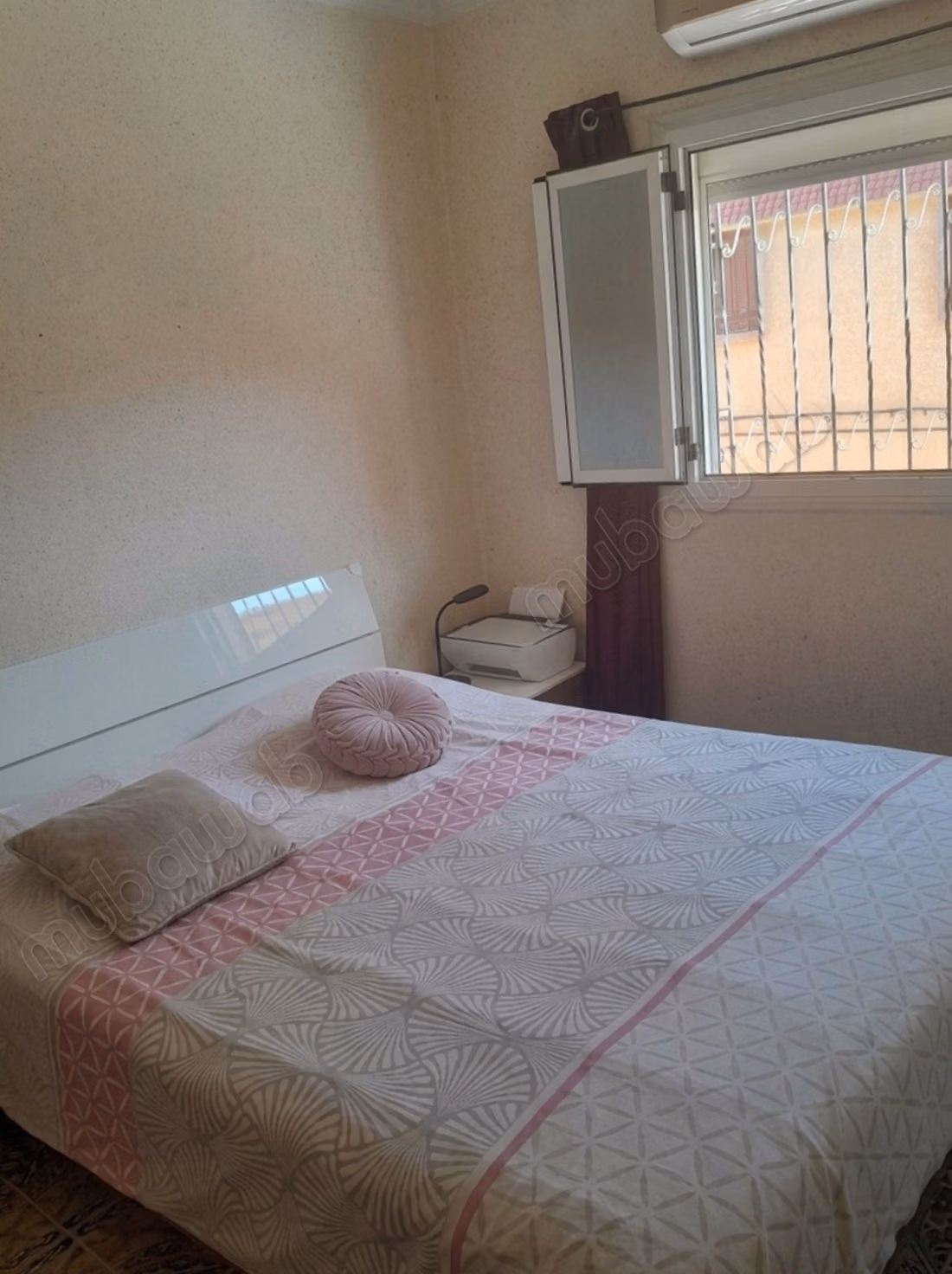 Very beautiful house for sale in Lazari. Beautiful rooms. Furnished