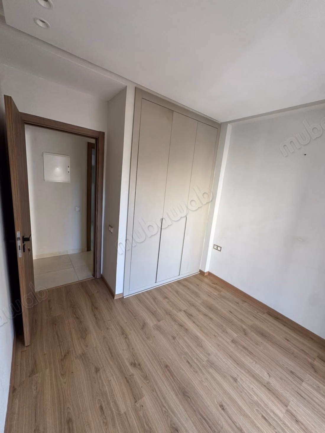 Location Appartement vide avec parking