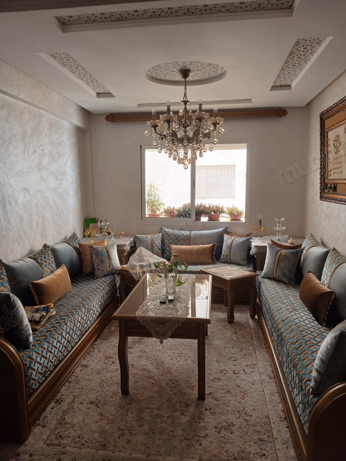 Appartement moderne à vendre au deuxième étage à Al-Awama