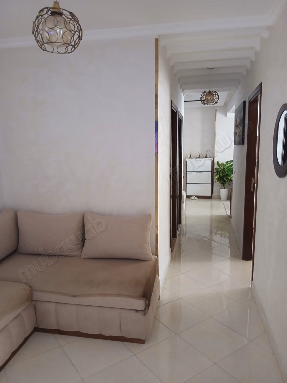 Appartement moderne à vendre au deuxième étage à Al-Awama