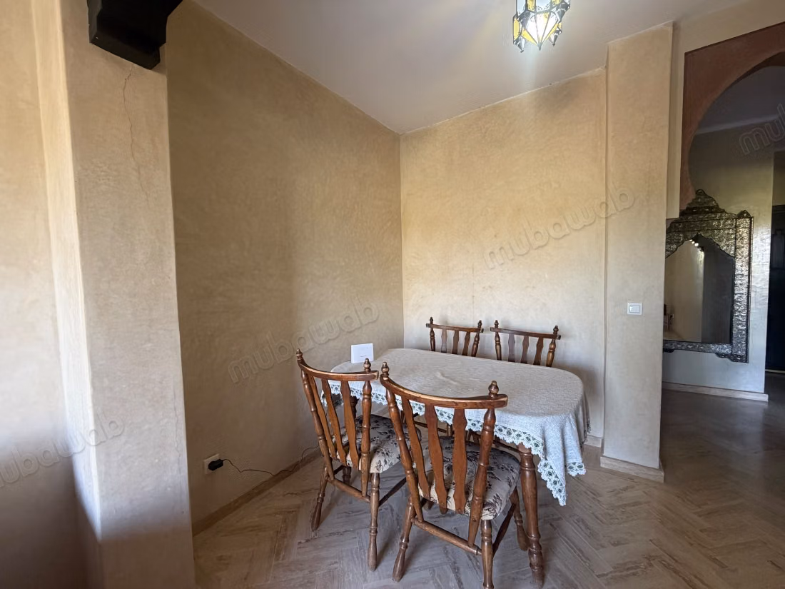 Rez de jardin une chambre, résidence avec piscine