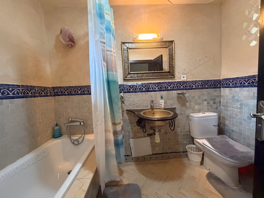 Rez de jardin une chambre, résidence avec piscine