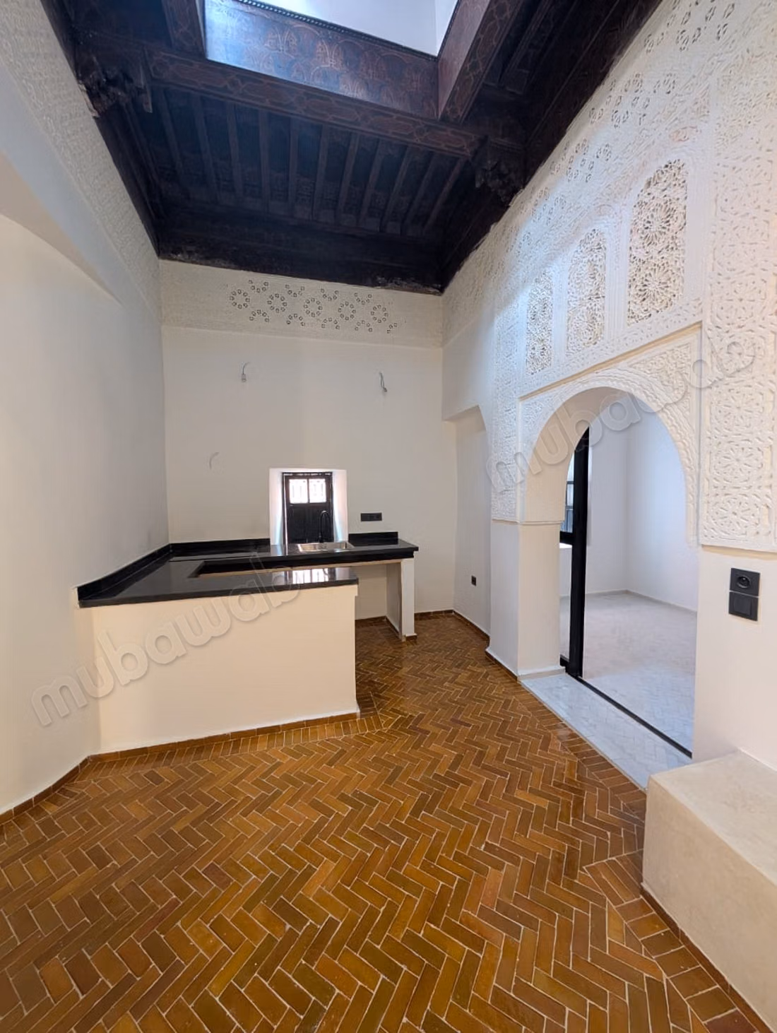 Historical Douiria with a view of the Koutoubia