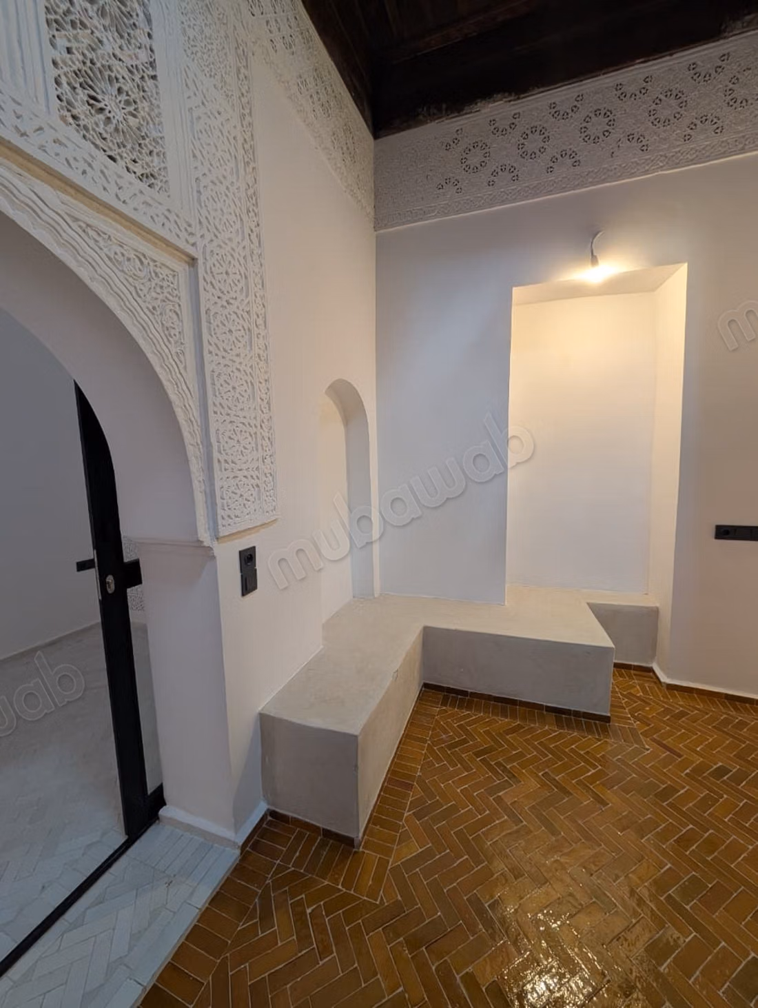 Historical Douiria with a view of the Koutoubia