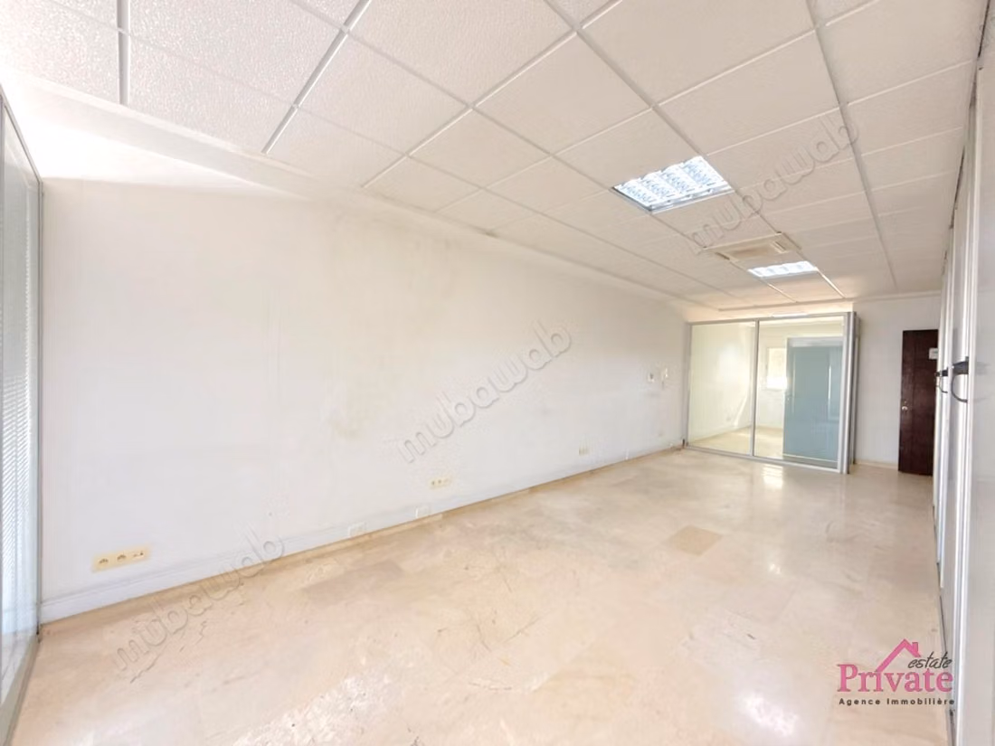 Ufficio in Affitto 62 m² WILAYA Tangeri Rif: LZ863