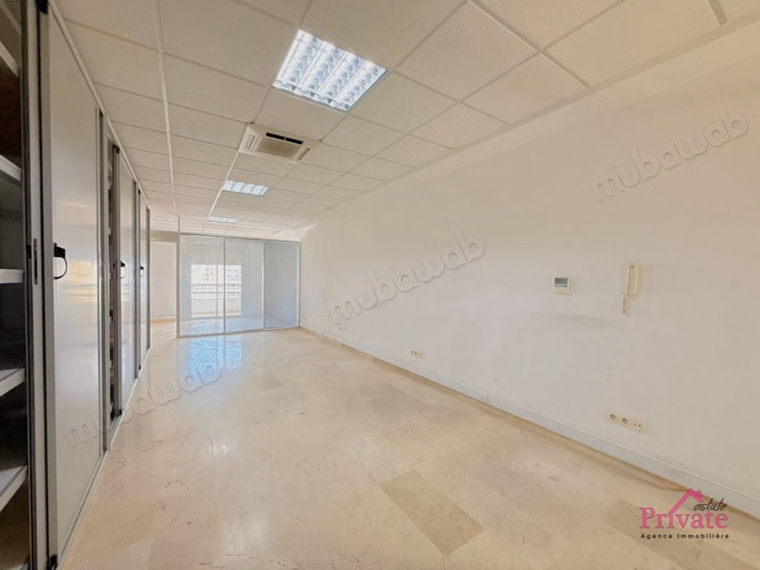 Ufficio in Affitto 62 m² WILAYA Tangeri Rif: LZ863