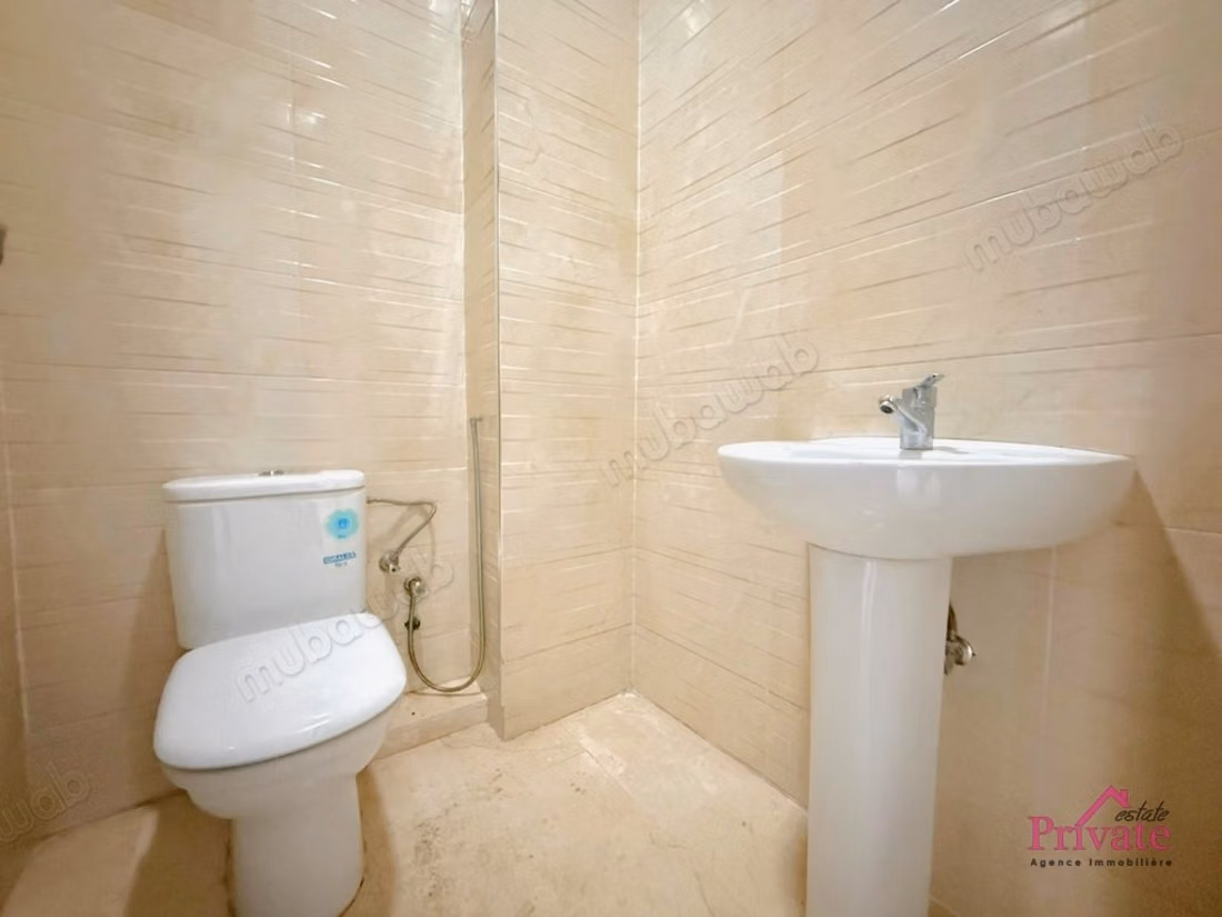 Affitto Ufficio 50 m² WILAYA Tangeri Rif: LZ864
