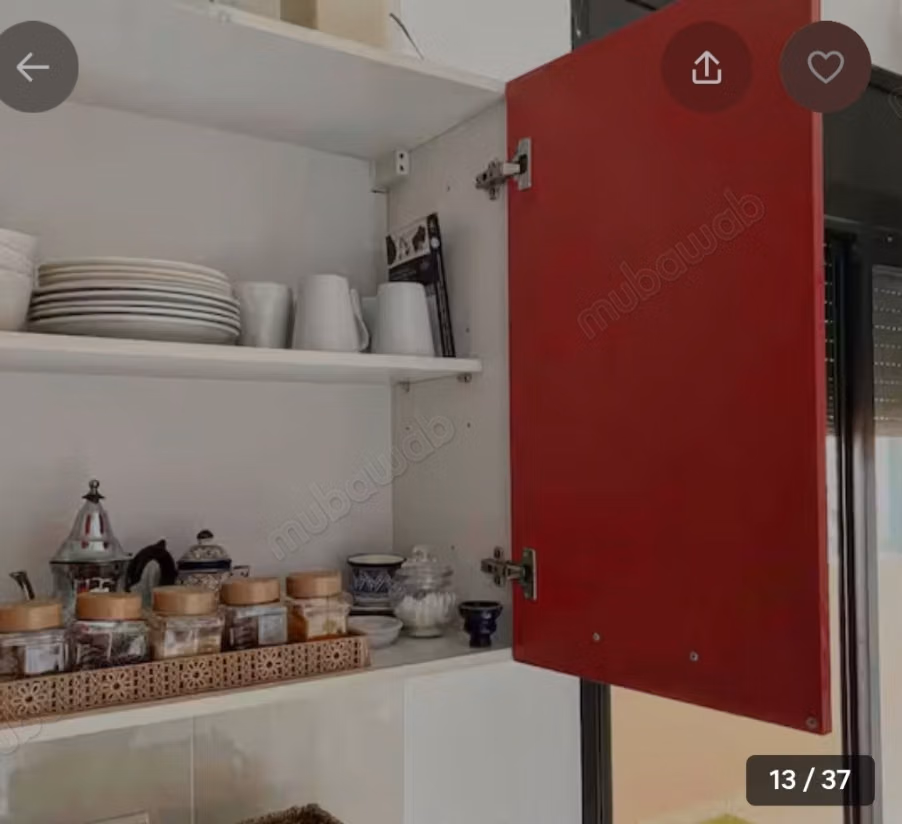Bel appartement à louer à gueliz. 
Surface totale 90 m². 
Meublé
