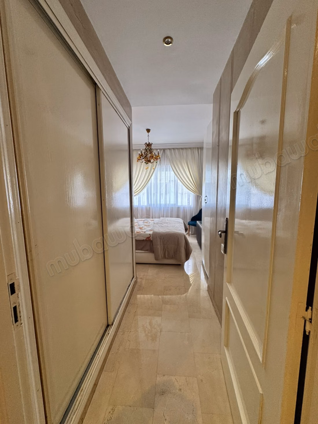 Appartement meublé avec beaucoup de gout a racine location