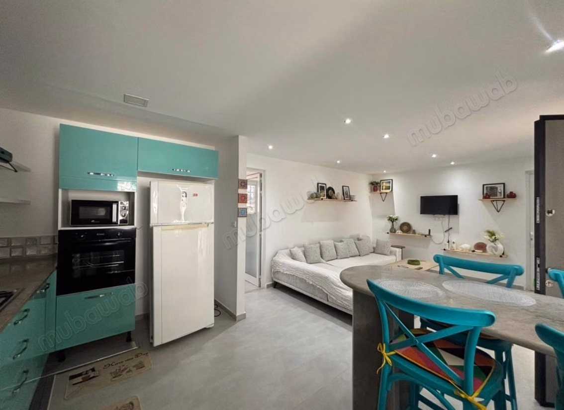 Appartement en Rez de chaussée en location à La Marsa Surface de 100 m². Meublé