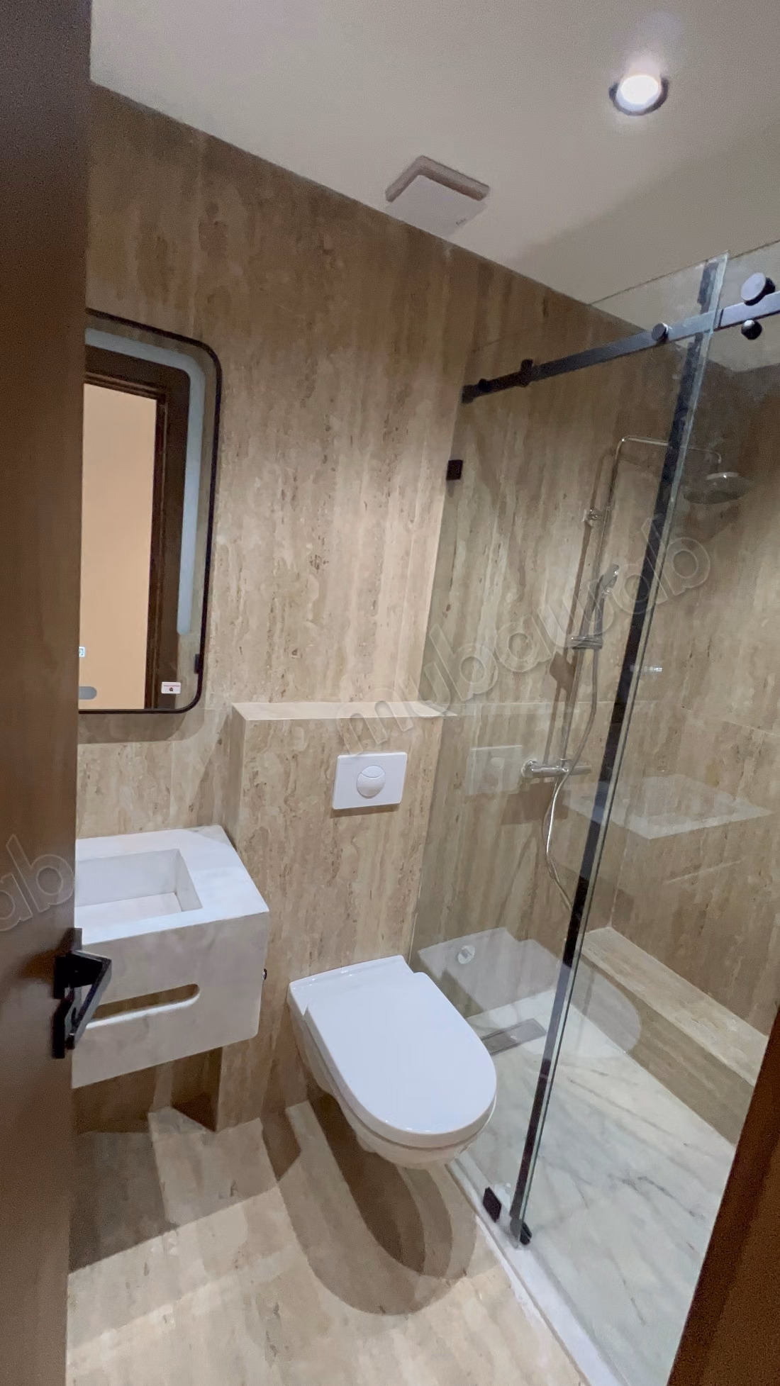 Superbe appartement à louer à Franceville. Superficie 68 m². Prestation de conciergerie, air conditionné