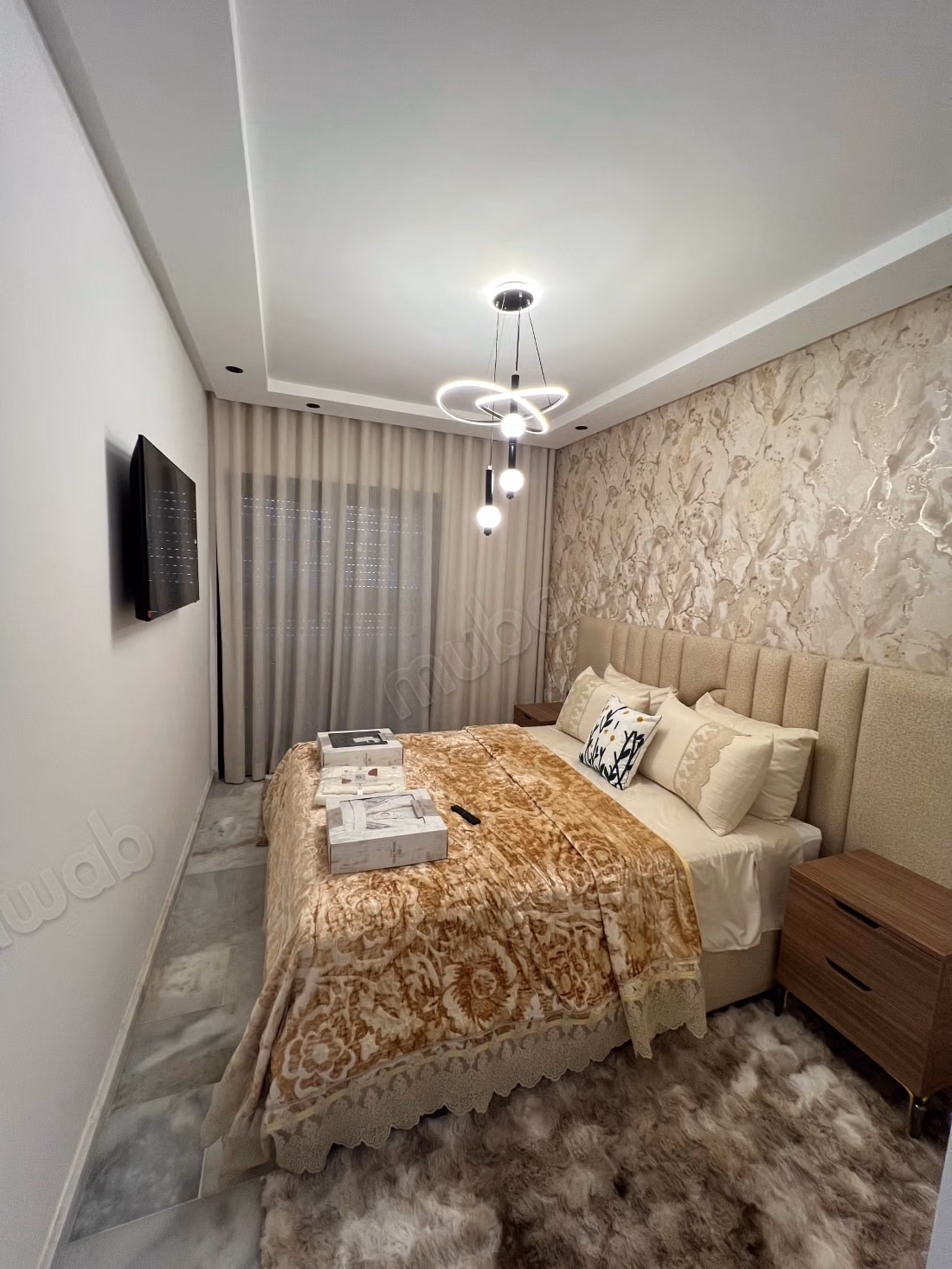 Apartment for rent in Franceville. 2 beautiful bedrooms. Furnished